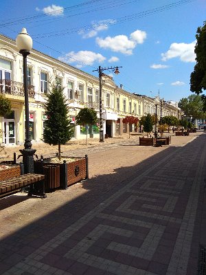 Centrální ulice v Simferopolu.